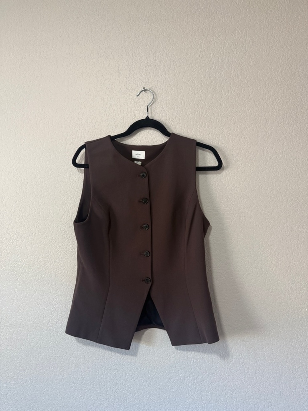 Aritzia Sleeveless Button Front Vest in Dark Brown